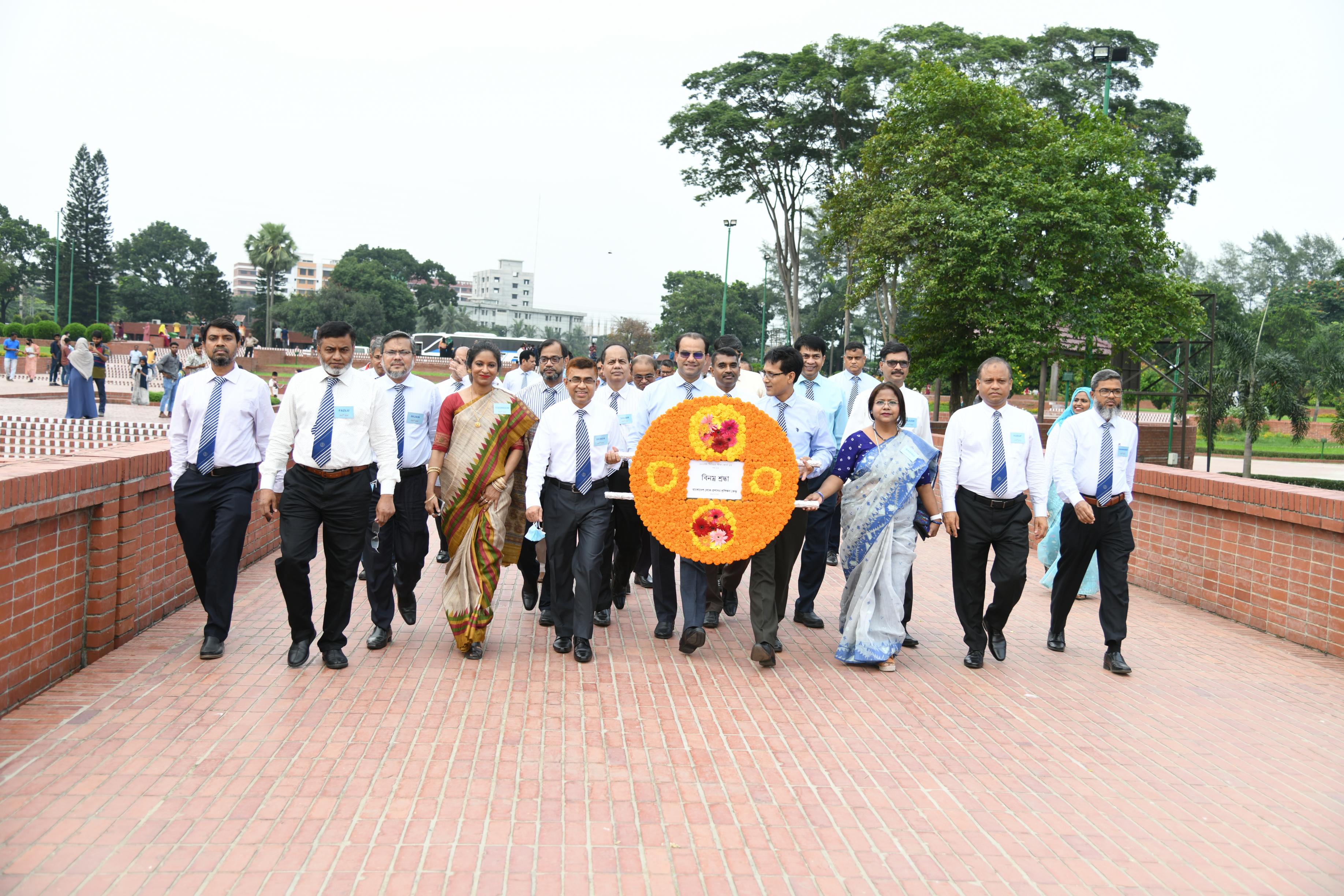 102nd SSC Visit National Monument 