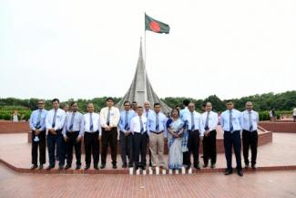 102nd SSC Visit National Monument 